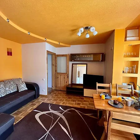 Zeliuga Apartament *